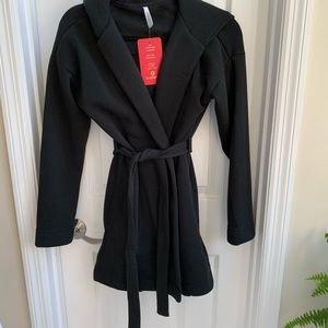 Z Supply Tie Sweatshirt Cardigan. Black. Sz S